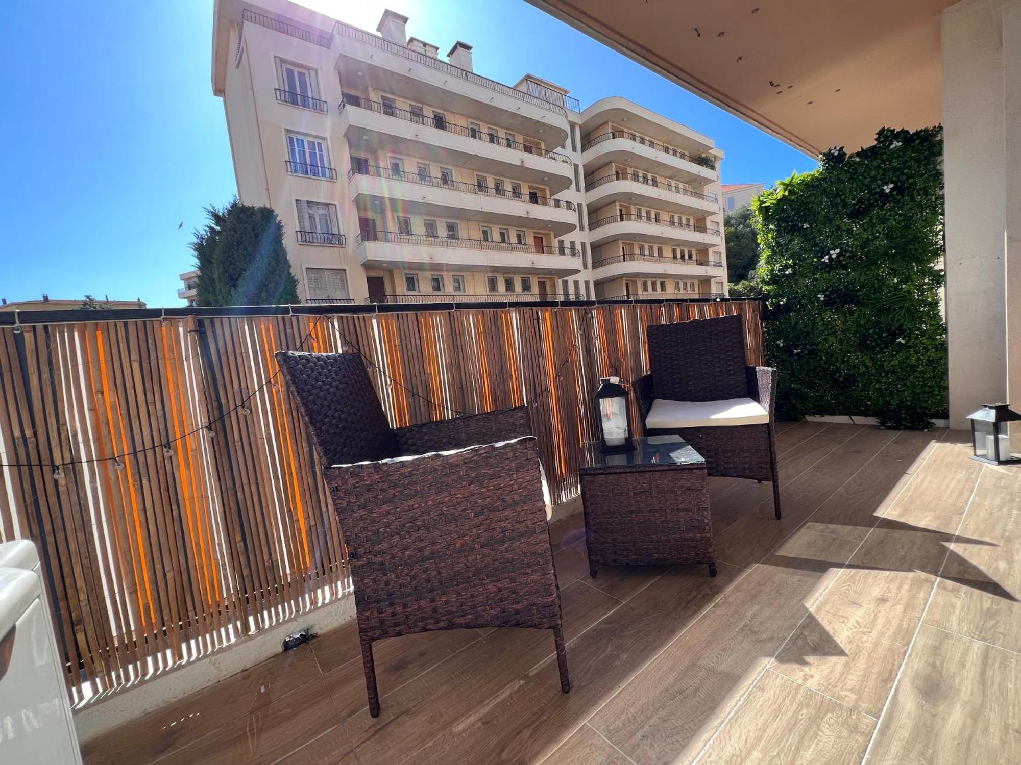 Les Arenes - Cannes Centre, Charmant 2 Pieces Recemment Renove De 45 M2 Avec Sa Terrasse De 10 M2 Exterior photo